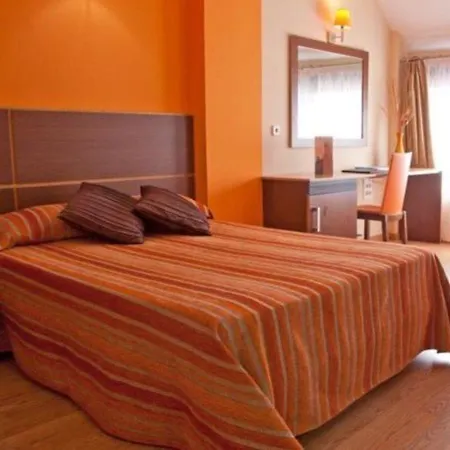 Plaza Hotel 3*