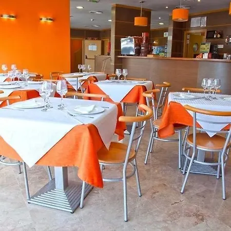 Hotel Plaza 3*