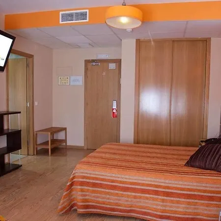 Hotel Plaza 3*