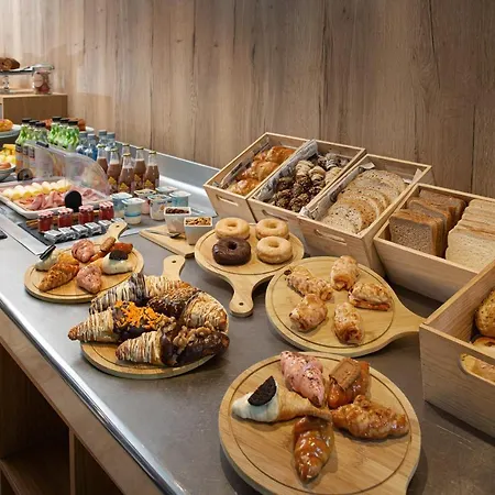 Hotel Plaza 3*