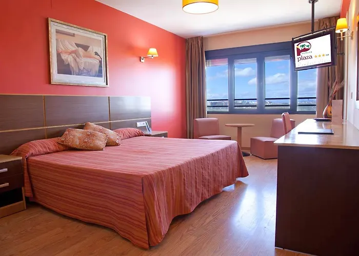 Plaza 3*